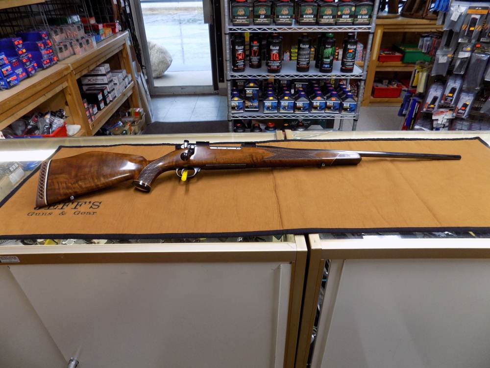 Weatherby MKV .240 Weatherby Caliber Made In Germany 24" BBL, 1968MFG-img-0