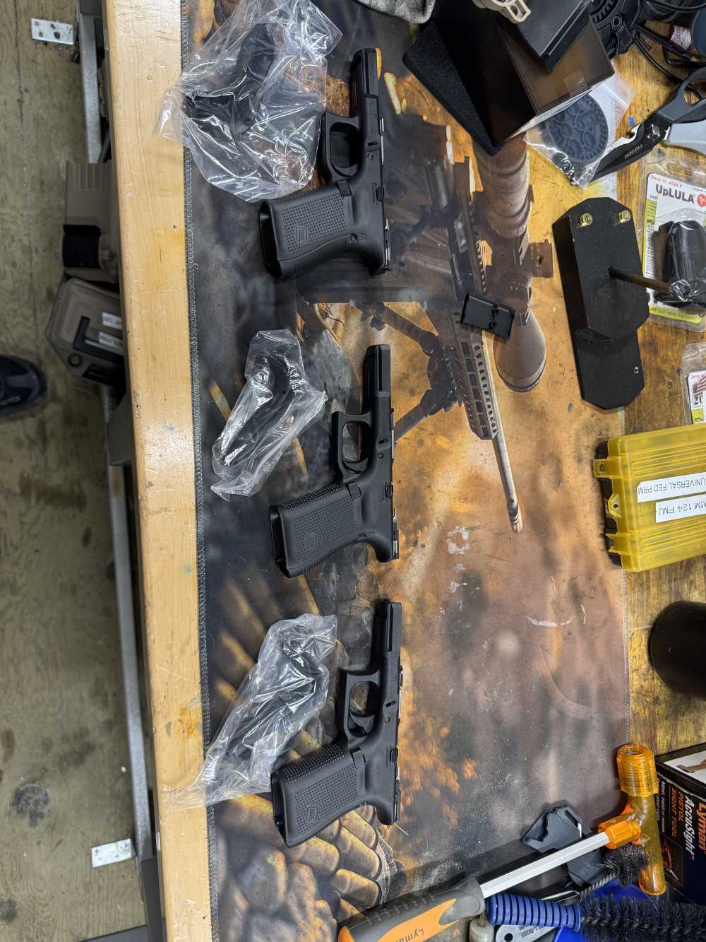 Glock 19 sized frame gen v -img-0