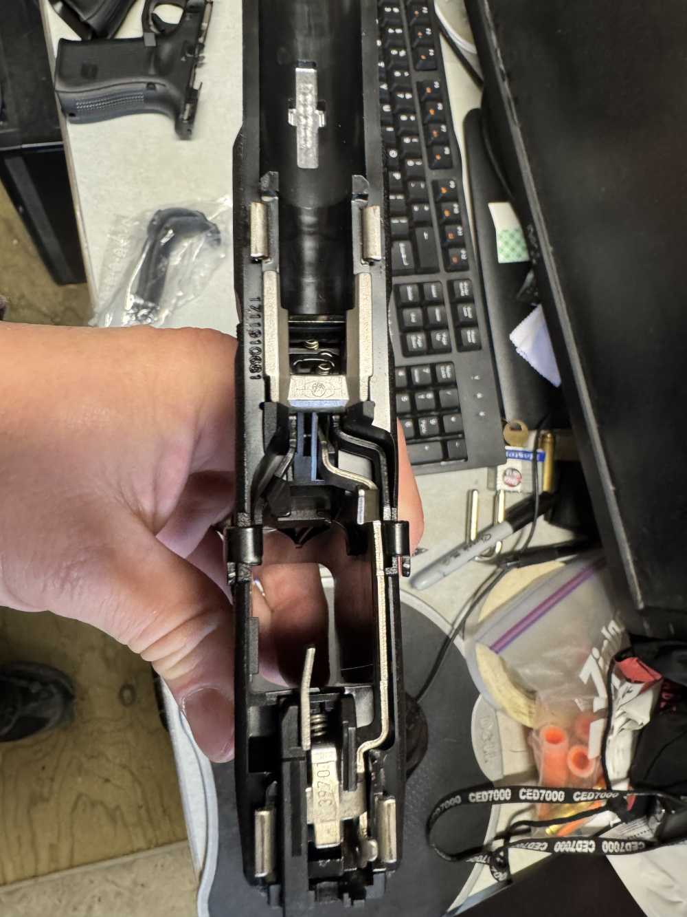 Glock 19 sized frame gen v -img-2