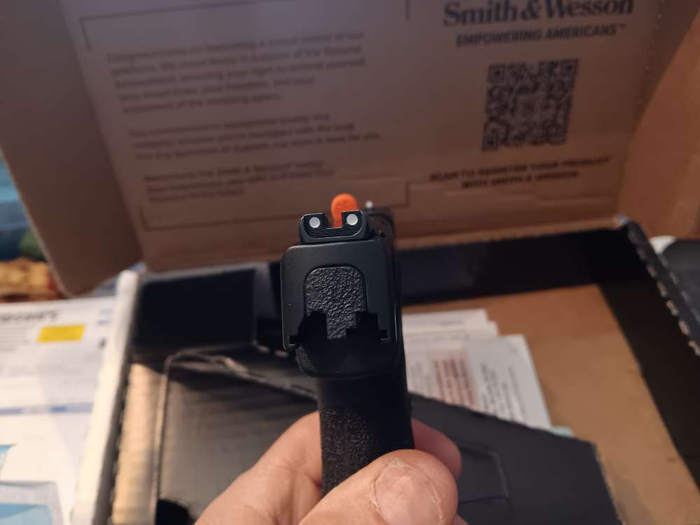 Smith & Wesson MP Sheild 9mm - BONUS MAGS-img-4