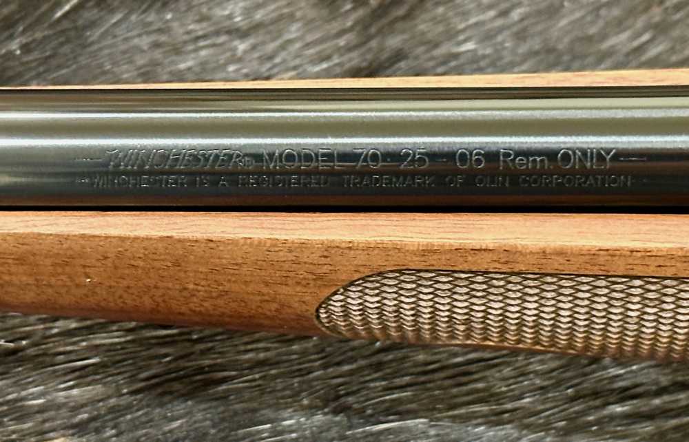 WINCHESTER MODEL 70 FEATHERWEIGHT 25-06 REMINGTON 22" GOOD WOOD-img-13