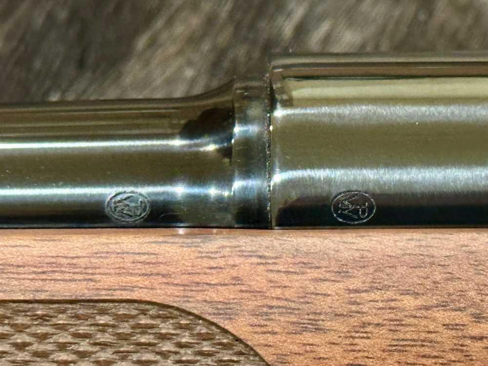 WINCHESTER MODEL 70 FEATHERWEIGHT 25-06 REMINGTON 22" GOOD WOOD-img-14