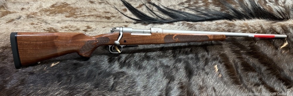 FREE SAFARI, NEW WIN MODEL 70 STAINLESS STEEL FEATHERWEIGHT 6.5 CREED 22"-img-1
