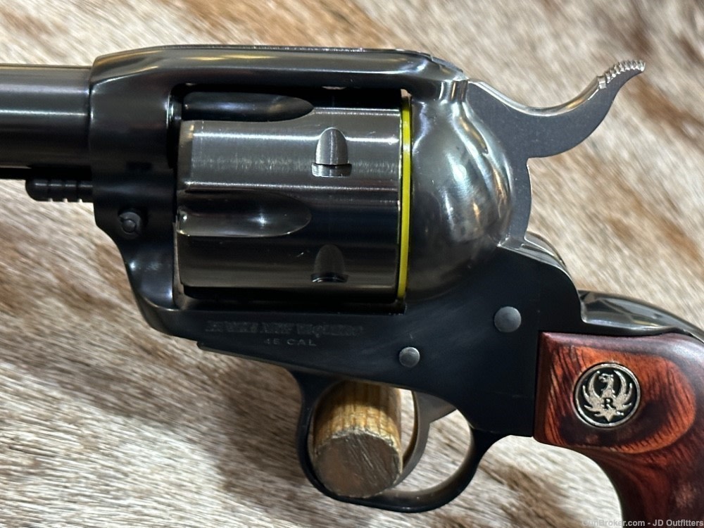 NEW PAIR OF RUGER VAQUERO 45 COLT 5.5" BARREL BLUED REVOLVERS-img-8