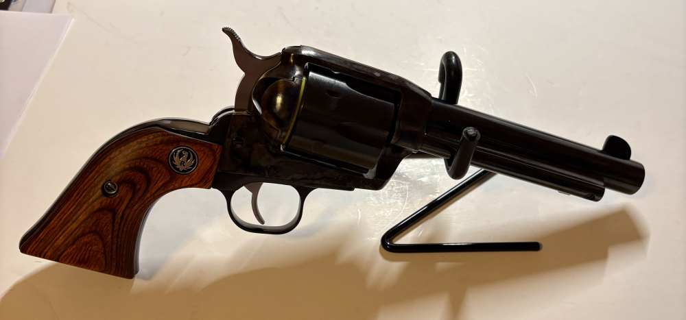 LNIB Ruger Vaquero-img-4