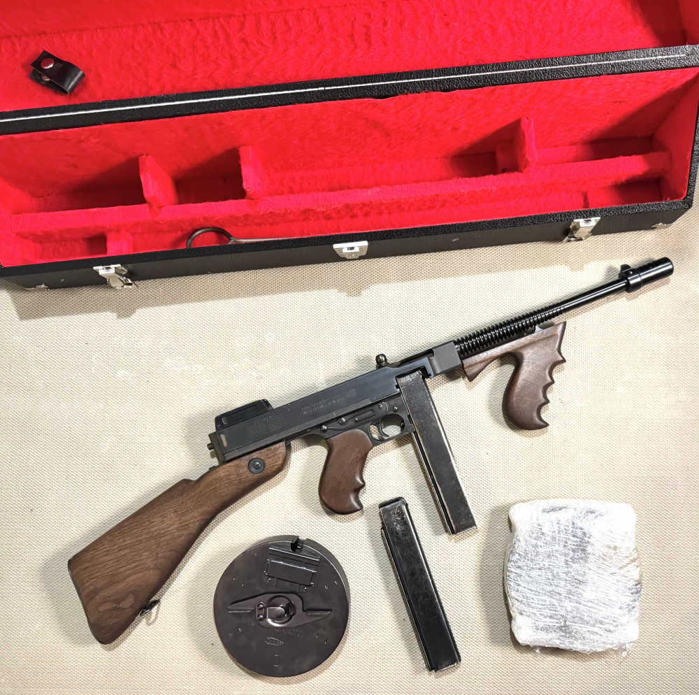 Transferable Thompson Machine Gun Auto Ordnance West Hurly US Model 1928 45-img-0