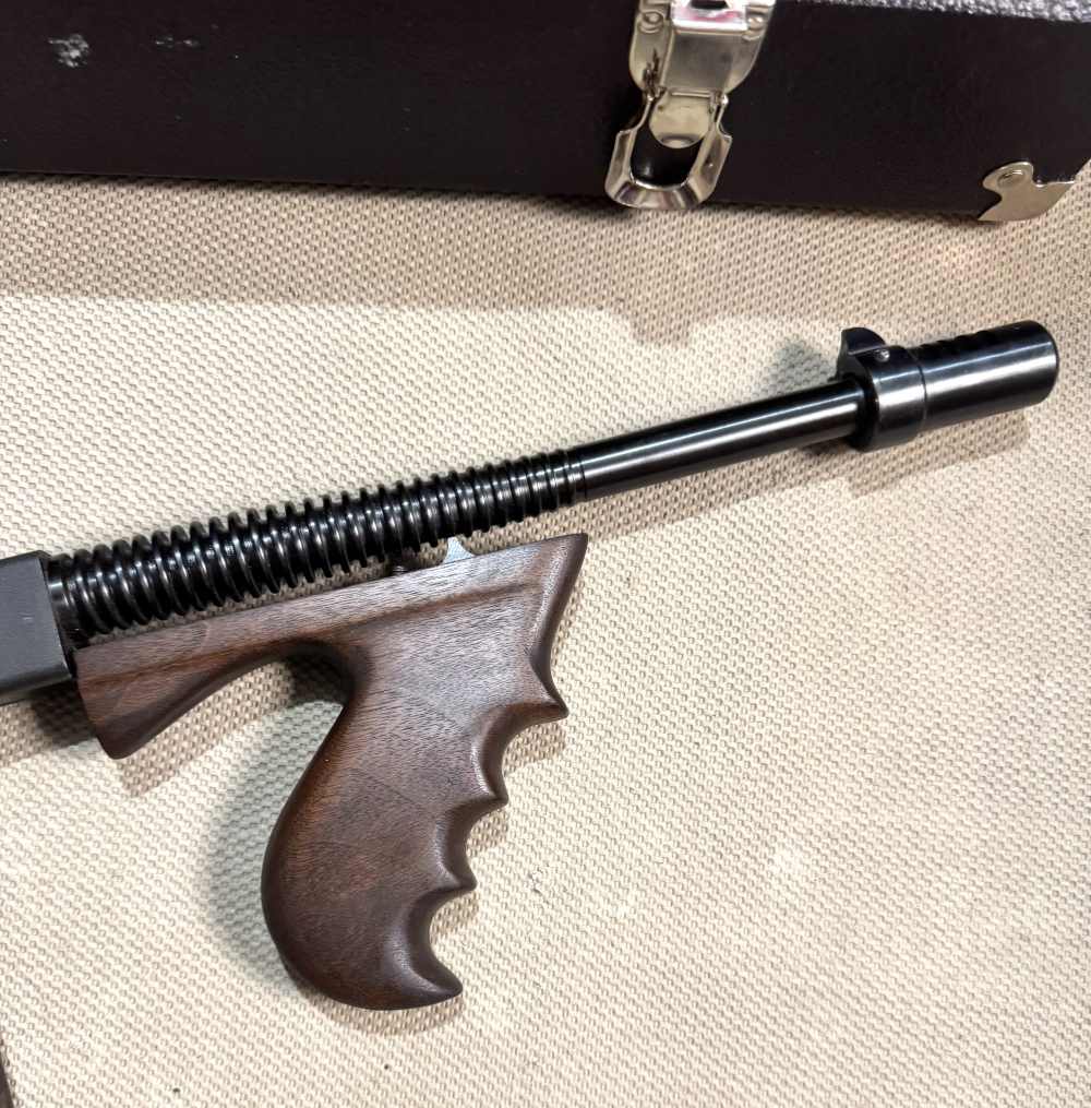 Transferable Thompson Machine Gun Auto Ordnance West Hurly US Model 1928 45-img-4