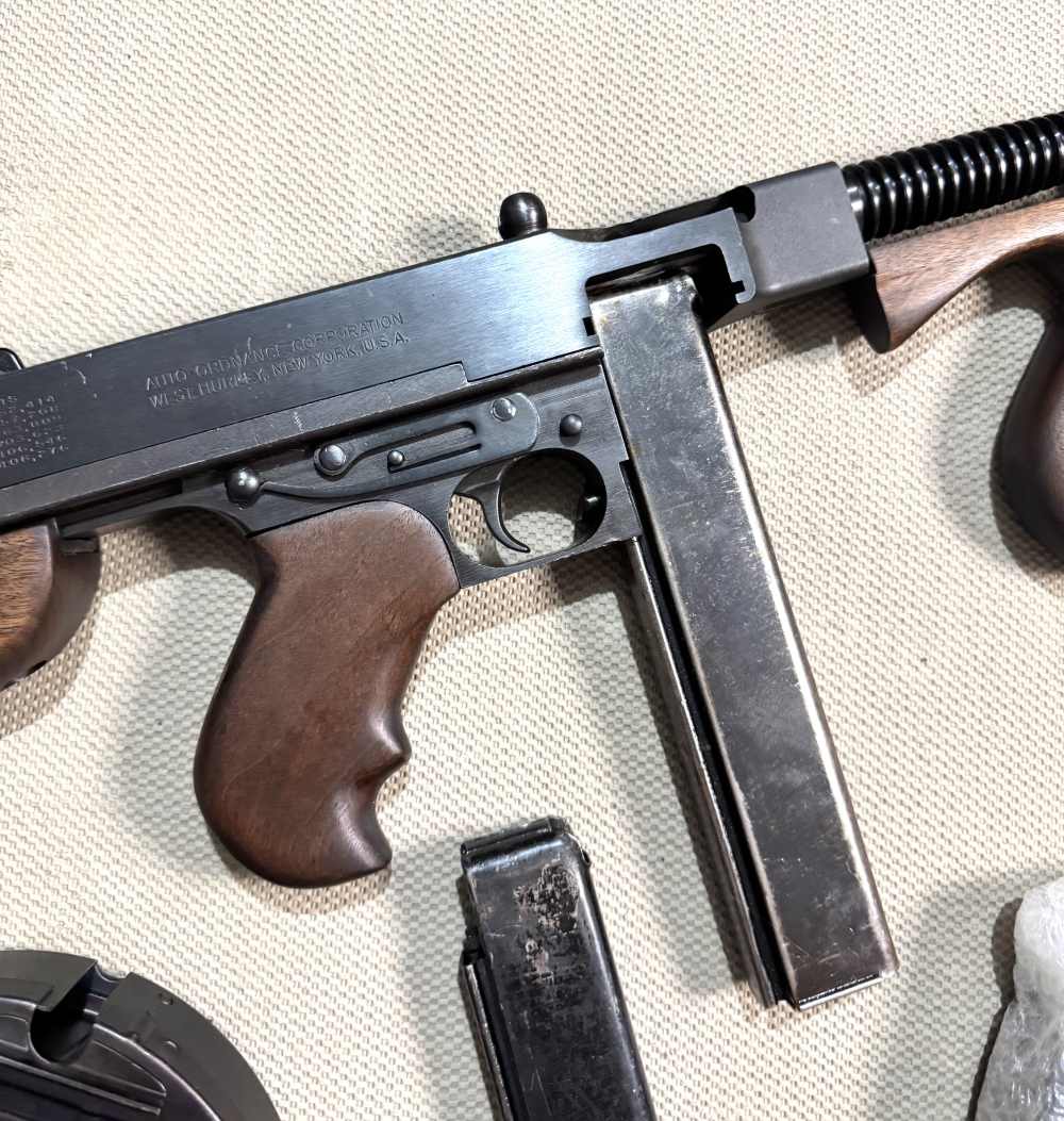 Transferable Thompson Machine Gun Auto Ordnance West Hurly US Model 1928 45-img-3