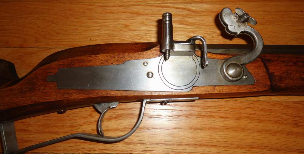 Matchlock, 12 Apostles Bandolier, Shooting Rest, Wood Powder Container-img-3