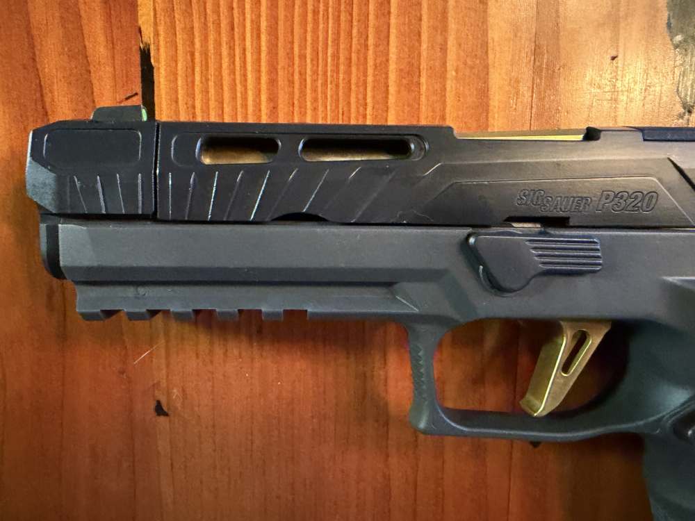SIG SAUER P320 SPECTRE COMP CUSTOM WORKS 9MM-img-33