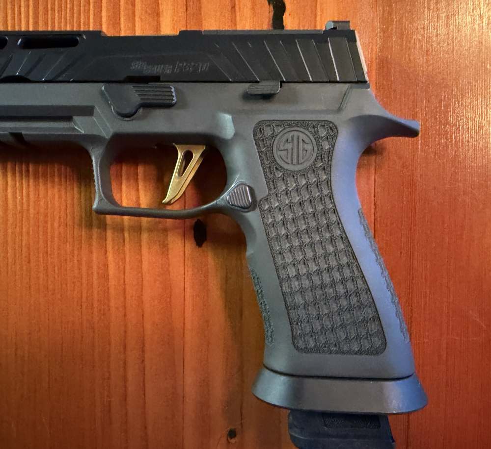 SIG SAUER P320 SPECTRE COMP CUSTOM WORKS 9MM-img-32