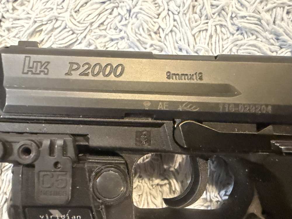 HK P2000 V3 9mm DA/SA w/ Case, 3 Mags, Viridian C5 Green Laser & Kydex Hols-img-2