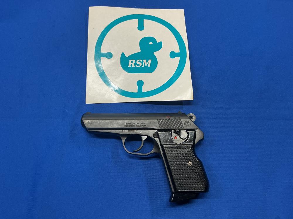 USED Vzor Model 70 Semi Auto Pistol 32 acp D92736 R-img-0