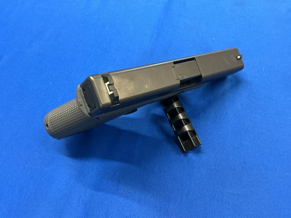 USED Glock G23 Gen 4 40s&w Sniper Grey frame Lefty mag release BBUV240 J-img-1
