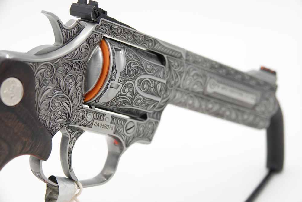 Rare Collectible Custom Engraved Colt King Cobra Target 357 MAG 4.25"-img-11
