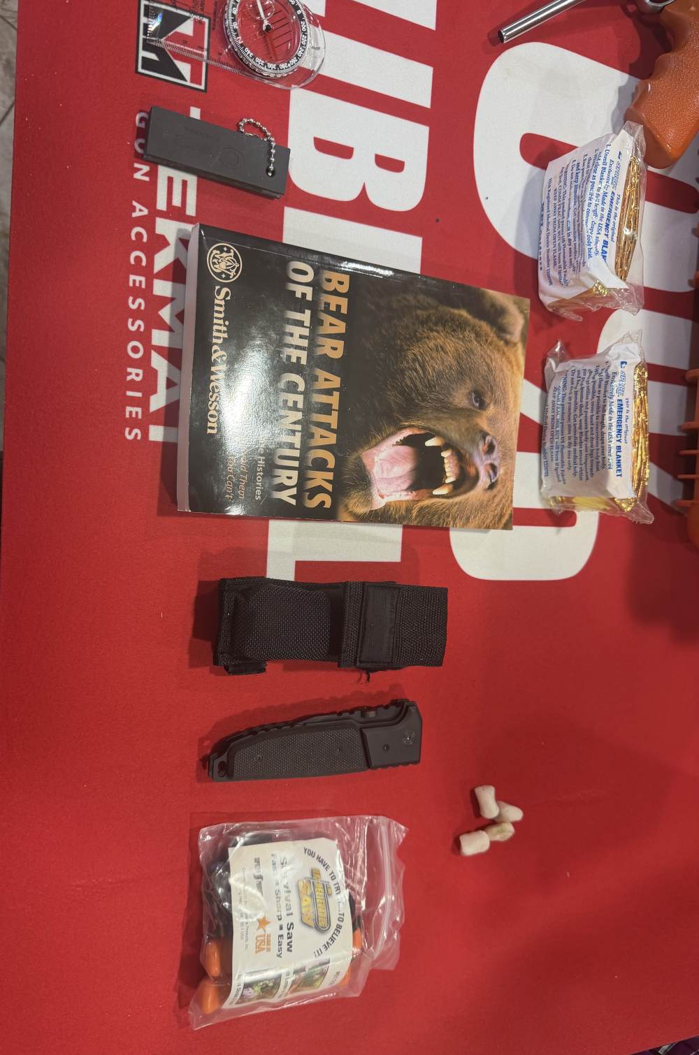 Smith and Wesson Survival Kit-img-14