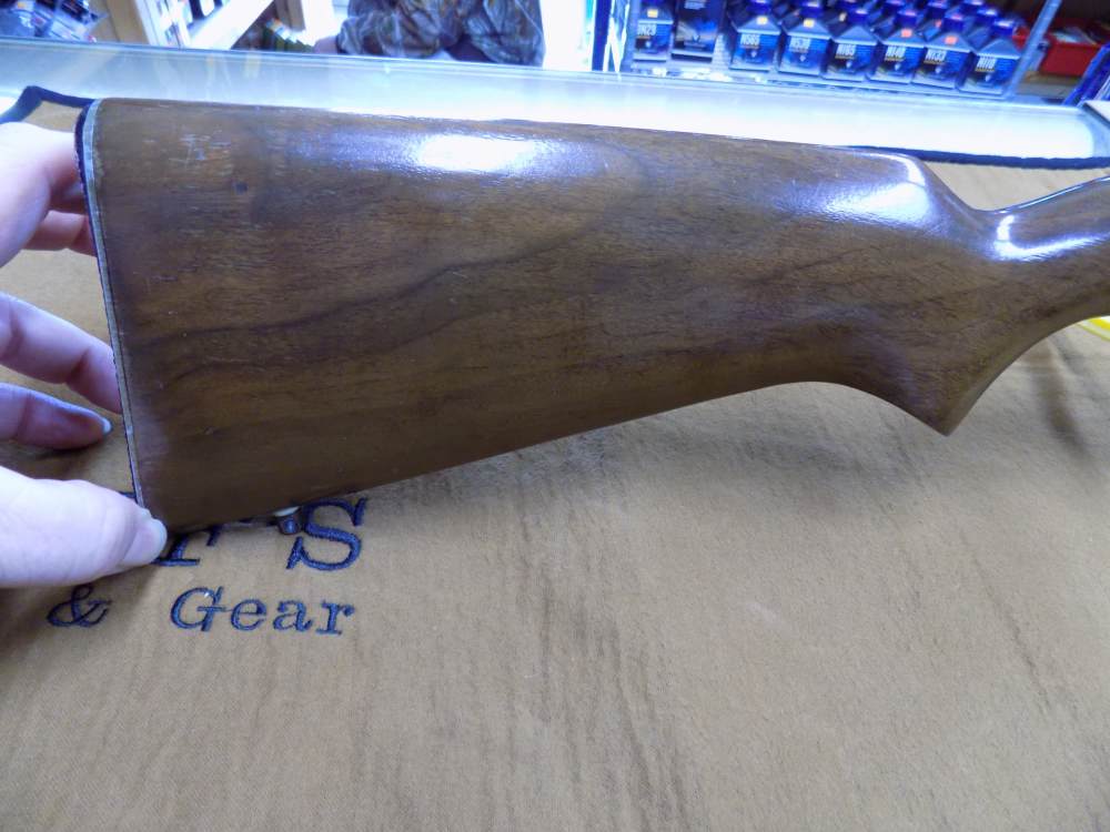 Remington model 722 Bolt Action Rifle in 257 Roberts Mfg: 1951-img-1