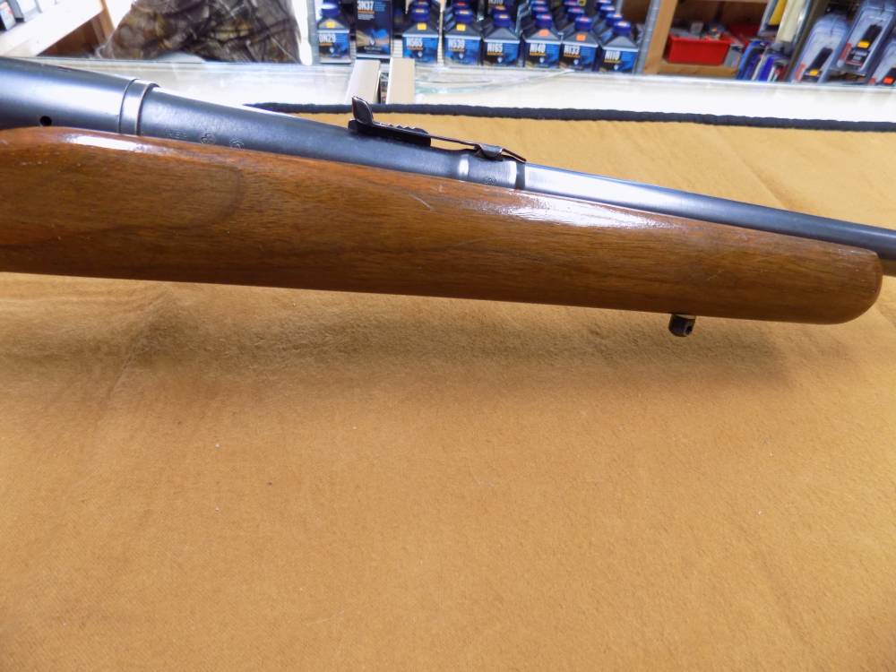 Remington model 722 Bolt Action Rifle in 257 Roberts Mfg: 1951-img-3