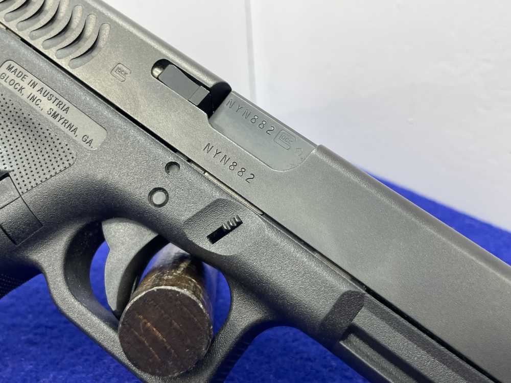 2009 Glock 22RTF .40 S&W 4.49" Blk *DESIRABLE FISH SCALE SLIDE SERRATIONS*-img-23