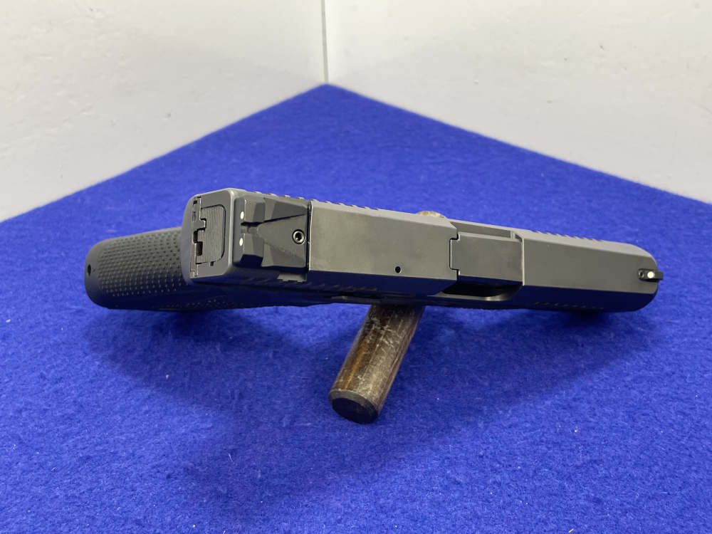 2020 CZ P-10 C 9mm 4.02" Black *HIGHLY RELIABLE SEMI-AUTOMATIC PISTOL*-img-23