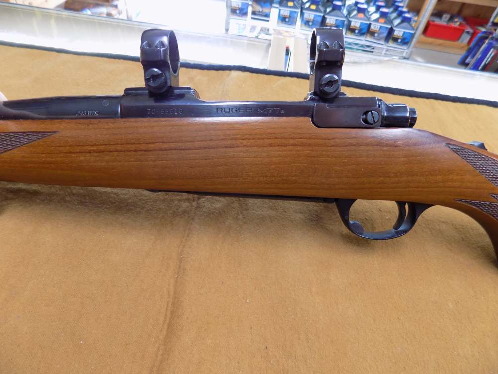Ruger M77 .243 Win, Bolt Action, Early  Version Tang Safety  Mfg:1977-img-6