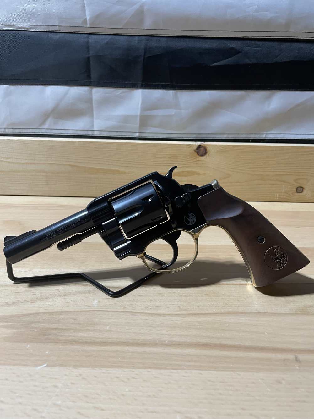 Henry 357 Magnum Revolver - H017GDM- NIB-img-1