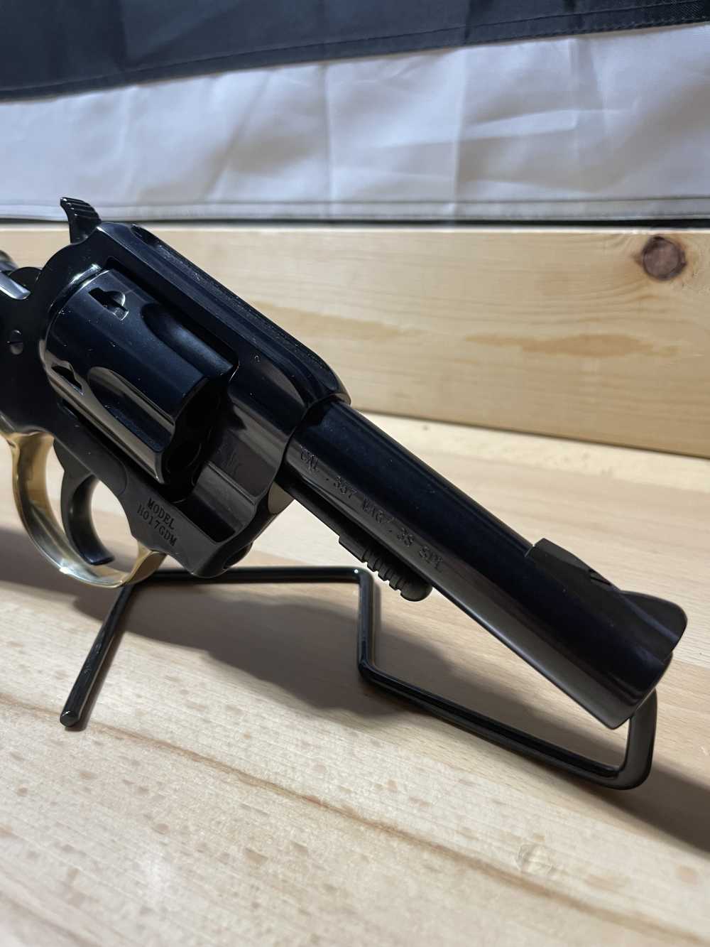 Henry 357 Magnum Revolver - H017GDM- NIB-img-5