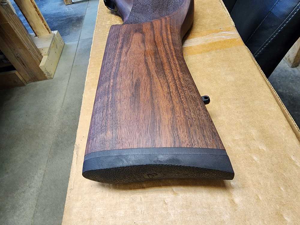 PICS! NEW CZ-USA 457 VARMINT MTR .22 20.5" THREADED MATCH TARGET WALNUT LR-img-7