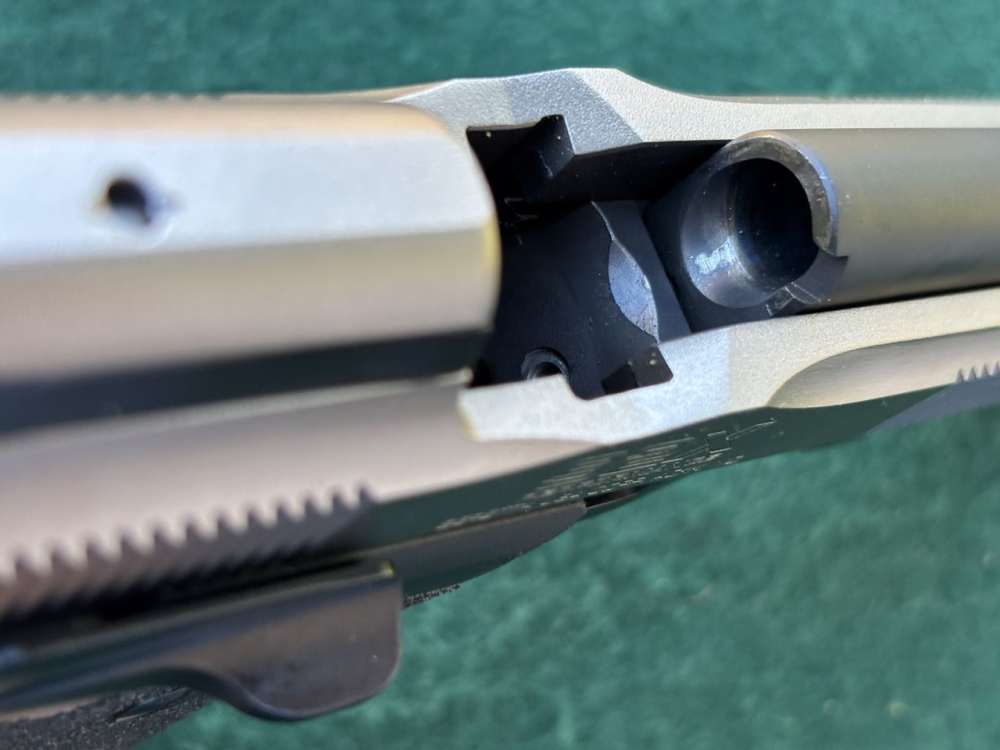 Beretta 92X Performance J92XR21 9mm — Exc.Condition — Original Case - 2mags-img-6