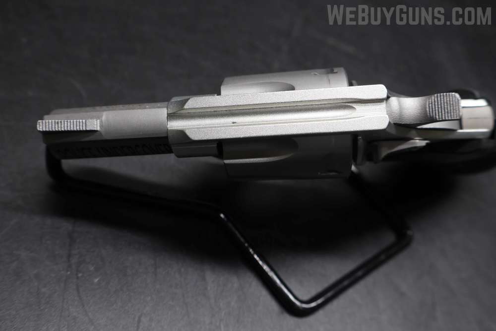 Charter Arms Undercover revolver .38 Special-img-10