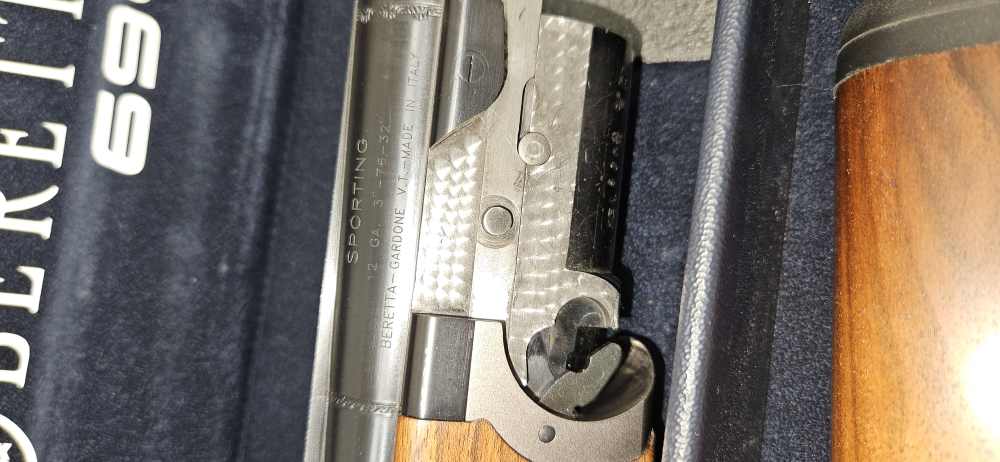 Beretta 694 Sporting 12 GA 32" O/U Shotgun Case Chokes excellent NM-img-3