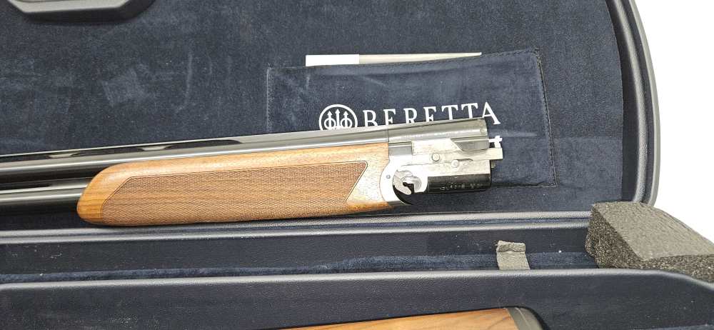 Beretta 694 Sporting 12 GA 32" O/U Shotgun Case Chokes excellent NM-img-4