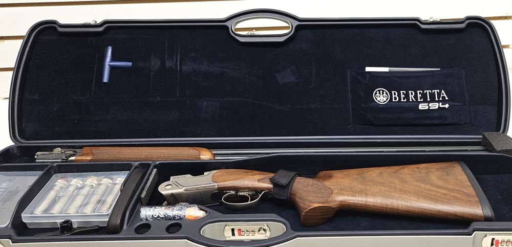 Beretta 694 Sporting 12 GA 32" O/U Shotgun Case Chokes excellent NM-img-0