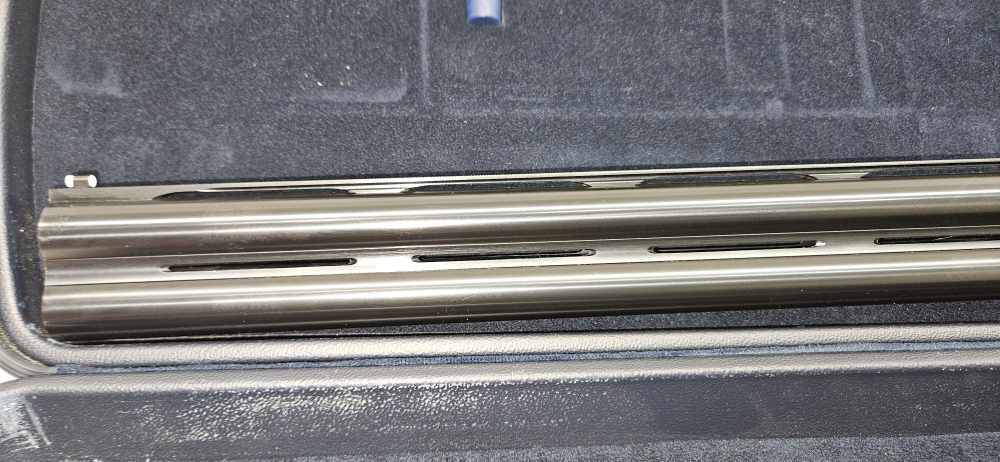 Beretta 694 Sporting 12 GA 32" O/U Shotgun Case Chokes excellent NM-img-7