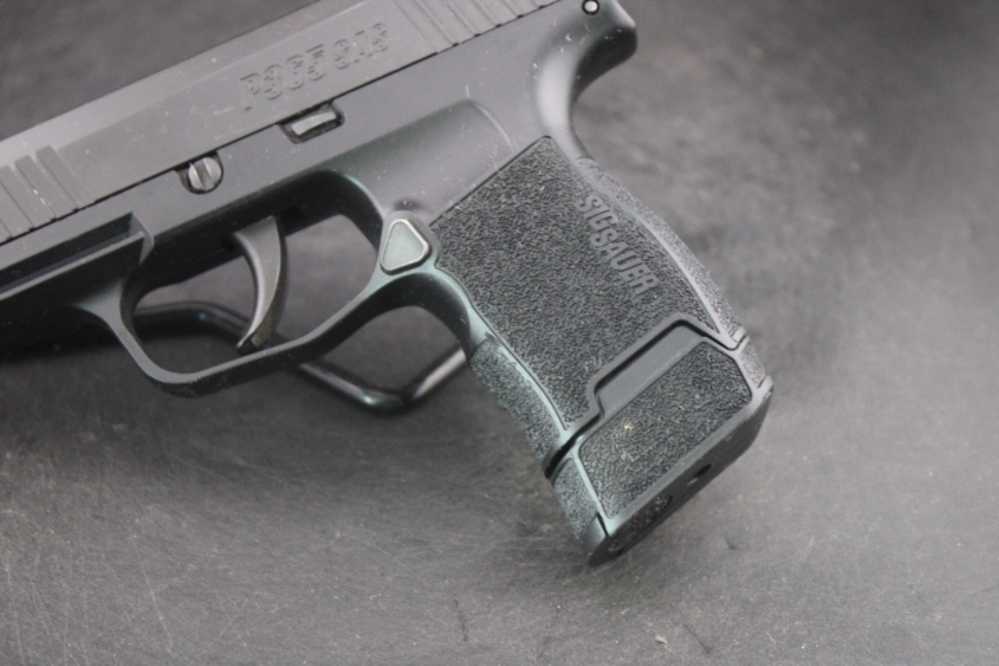 Sig Sauer P365 SAS 9mm Item P-263-img-8