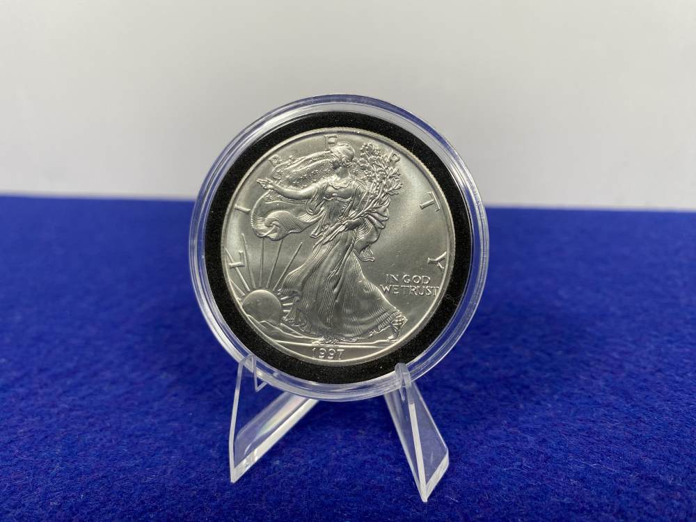 1997 Silver Eagle *1 Troy Oz SILVER* Desirable Coin *LOW MINT YEAR* Penny-img-0
