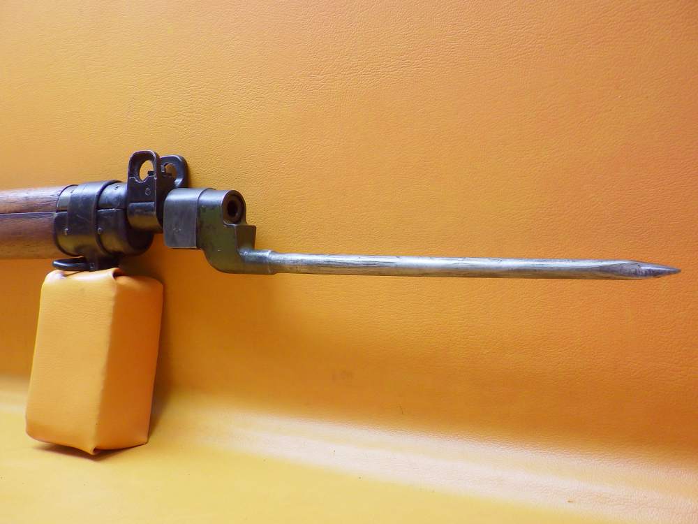 BSA Shirley Lee-Enfield No. 4 Mk I .303 British 25" Spike Bayonet MFG 1944-img-3