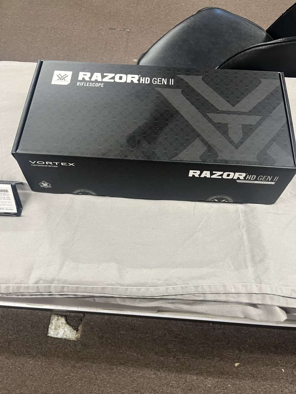 Vortex Razor HD Gen II 4.5-27x56 New In Box-img-10