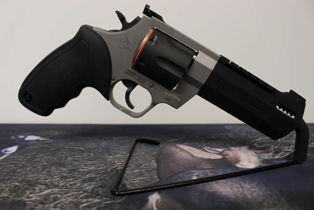 Taurus Raging Hunter .44MAG Revolver-img-1
