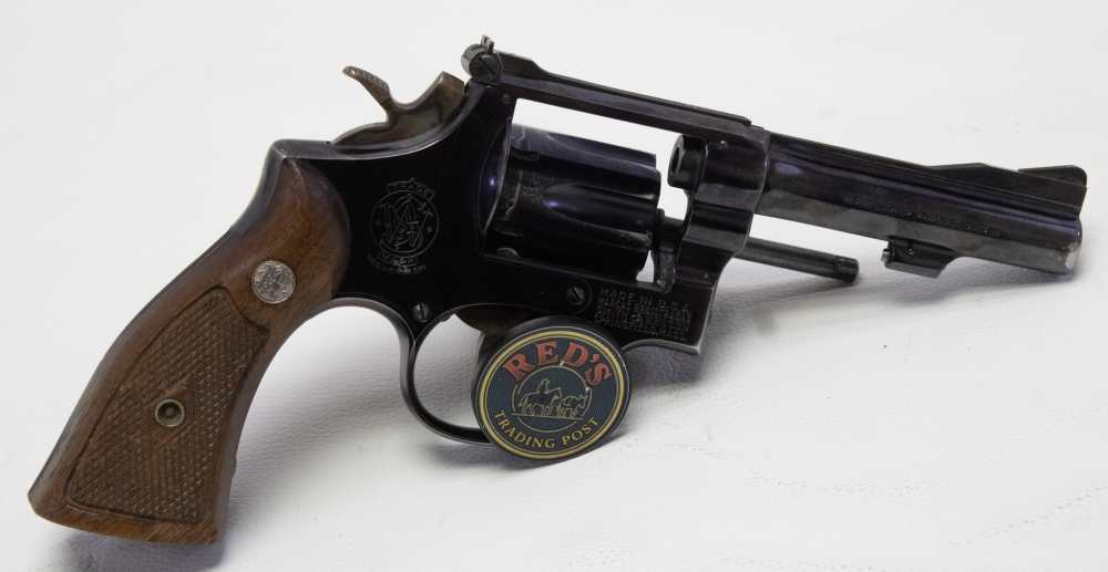 Smith & Wesson 18 K-22 Combat Masterpiece 22 LR -img-2