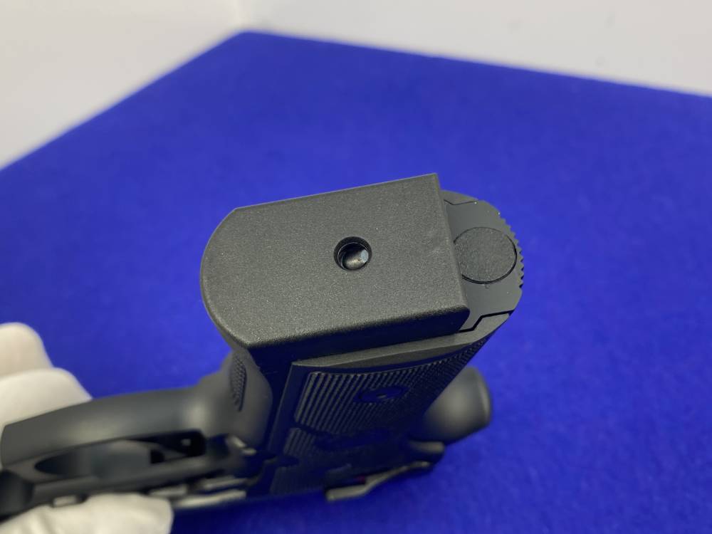 Beretta 92XI SAO 9mm Pistol 4.7" *OPTICS READY 2-TONE MODEL*-img-26
