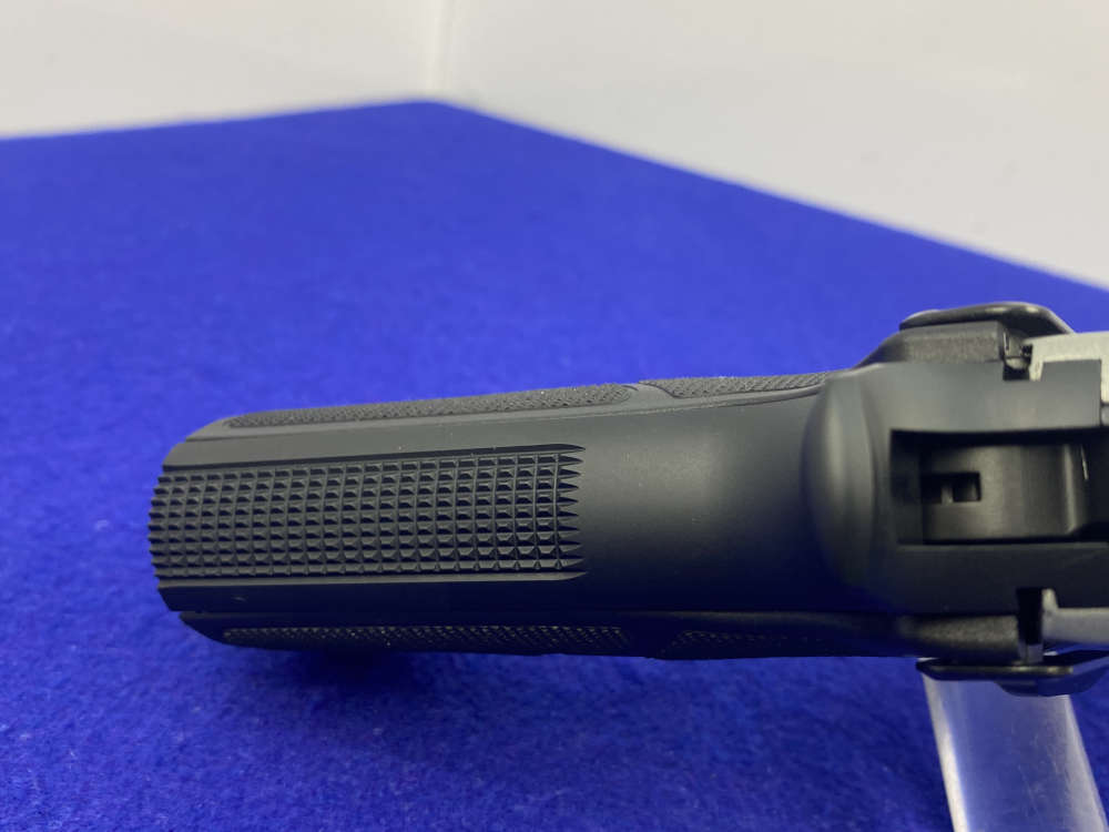 Beretta 92XI SAO 9mm Pistol 4.7" *OPTICS READY 2-TONE MODEL*-img-15