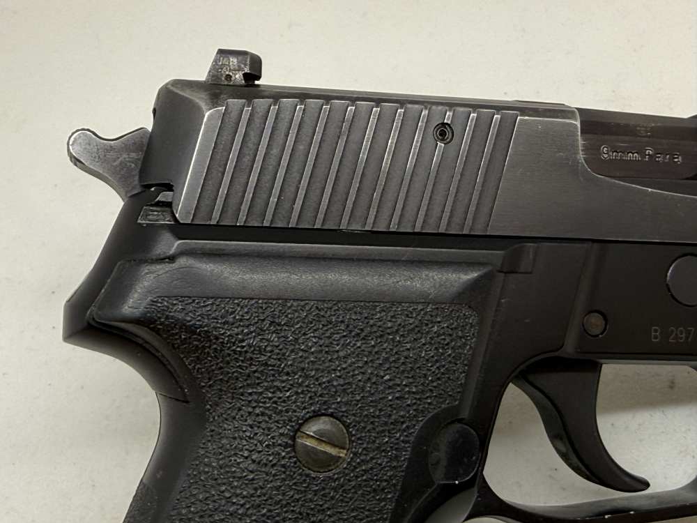 German Sig Sauer P228 3.9" Black 9mm w/ Holster Case-img-11
