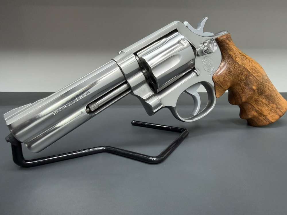 SMITH & WESSON 681 NO DASH COMBAT*AMAZING LIKE NEW-BOXED*SCARCE COLLECTOR-img-8
