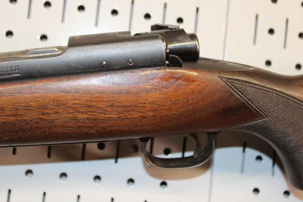 Winchester Model 70 (Pre-64) - 220 Swift - 1951 - Completely Original-img-77