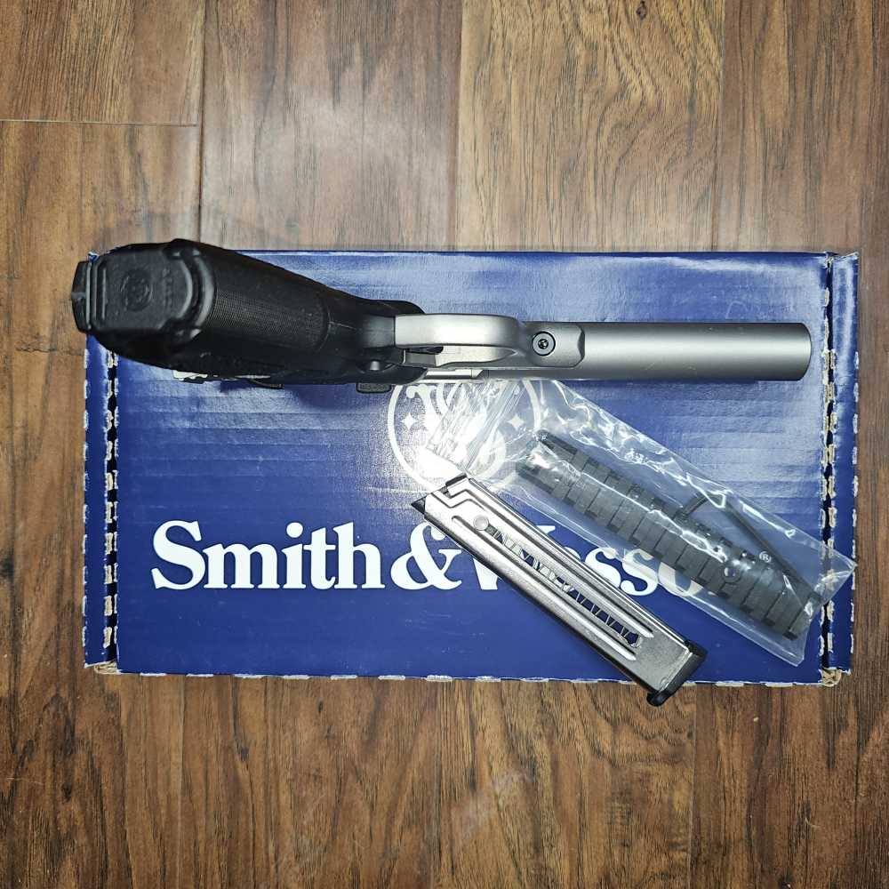 Smith & Wesson SW22 Victory 5" Matte Stainless 108490-img-10