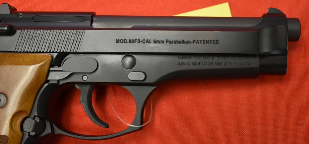  Beretta 92FS Trident 9mm Wood Grips 2 Magazines Factory Box-img-21