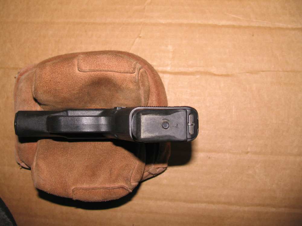 KelTek P11 Semi Auto 9mm Pistol.  Excellent Cond.-img-4