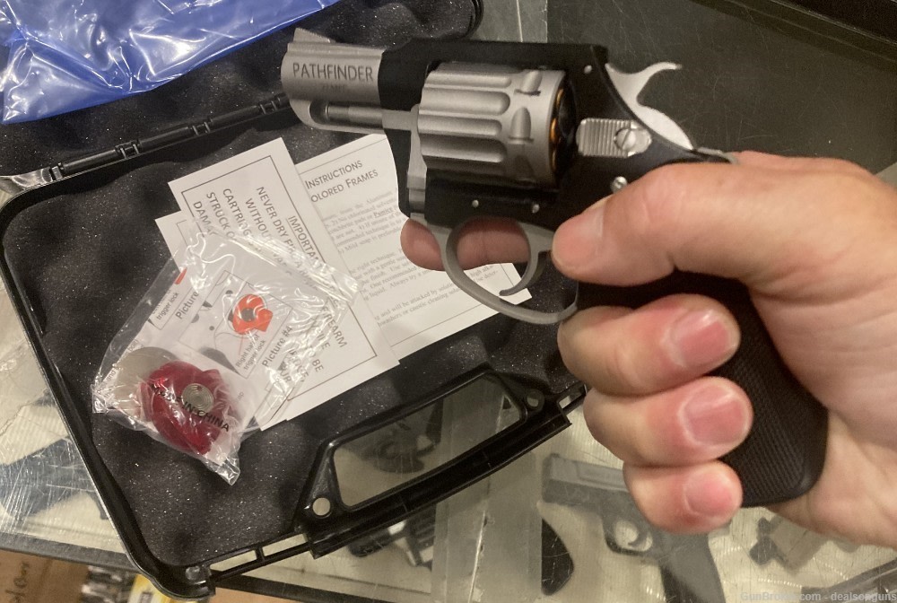 Charter Arms 22 WMR 22mag Pathfinder Lite #52370  8 shot New(no card fees)-img-2