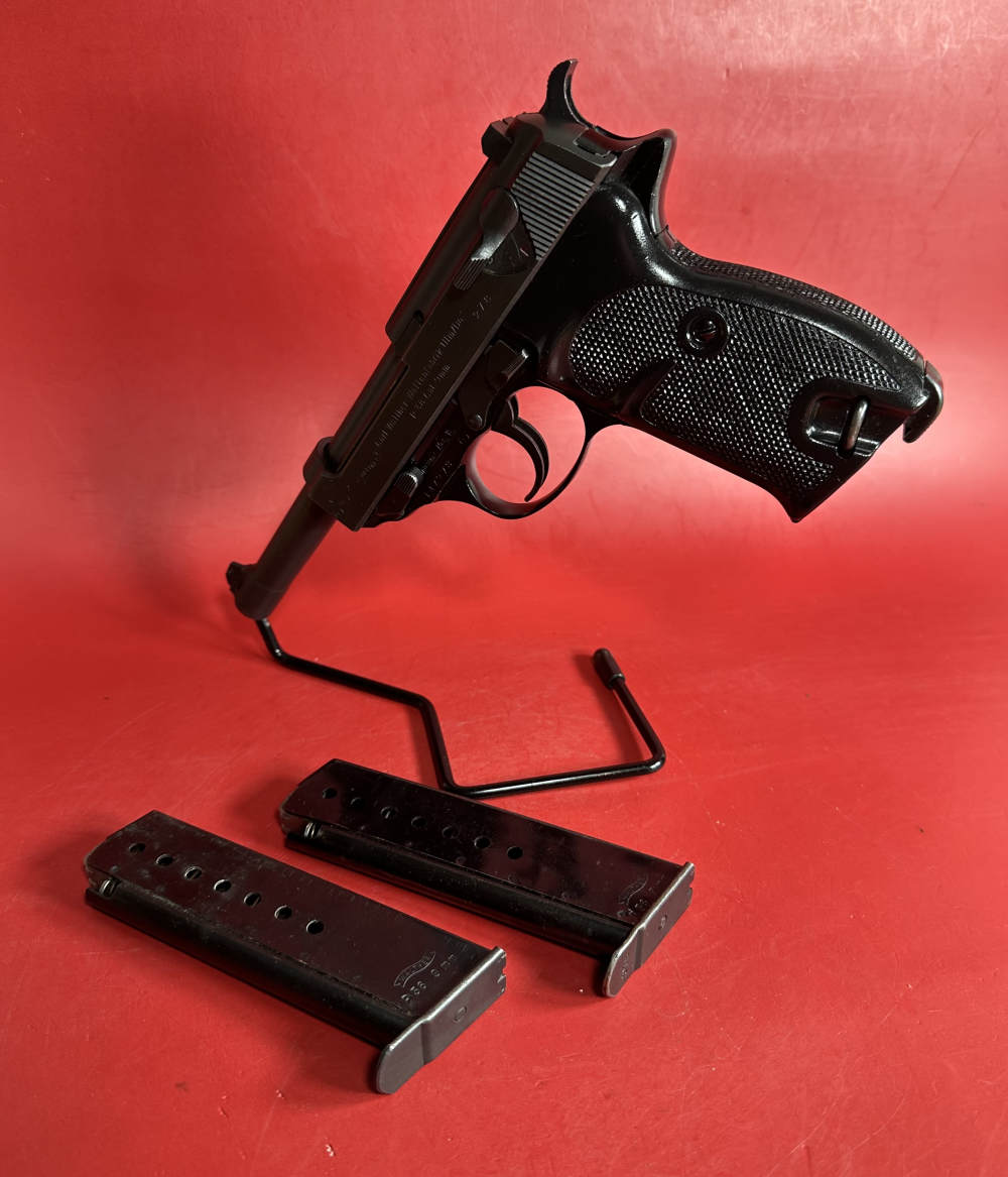Walther P38 West German Military 9mm. 2 mags. Excellent condition-img-0